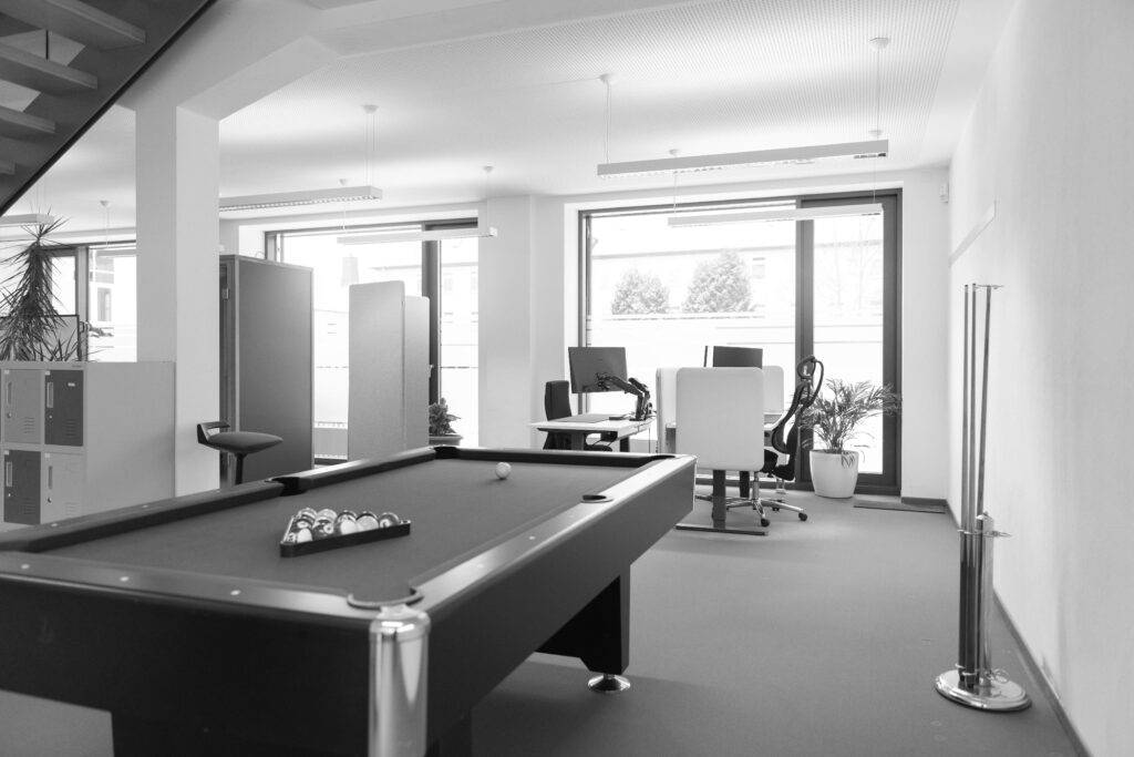 Billardtisch im Coworking Cassel in Lohfelden bei Kassel — kreative Pause zwischen konzentriertem Arbeiten